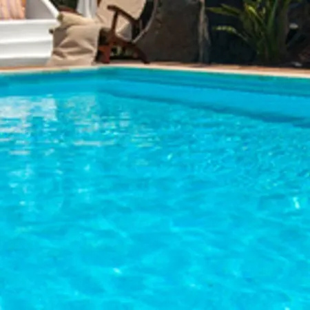 别墅 Eslanzarote Rosa, Heated Pool, Jacuzzi, Super Wifi, Sat Tv 普拉亚布兰卡