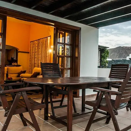 Eslanzarote Rosa, Heated Pool, Jacuzzi, Super Wifi, Sat Tv 别墅 *